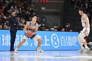 新疆末节仅8分！付政浩：新疆可以输 但不能丢了那股子气势！