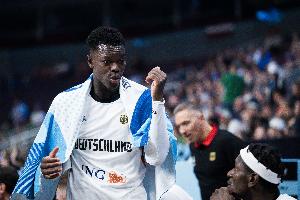 开云下载-斯洛文尼亚主教练谈德国：他们现在是最大热门 1/4决赛会很精彩