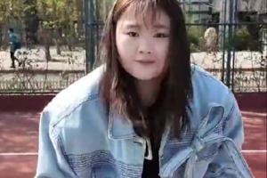 开云网站-刘禹彤晒日常随笔：左手捧花&amp;右手控球 清明的思念也是与万物重逢